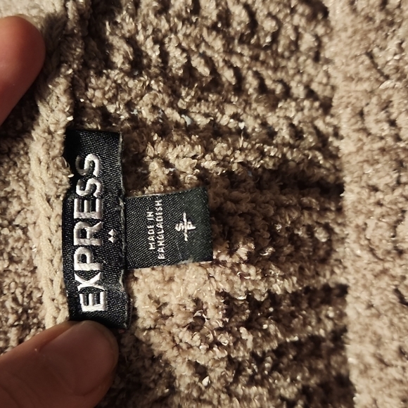 Express Cable Knit Sweater - Picture 2 of 3